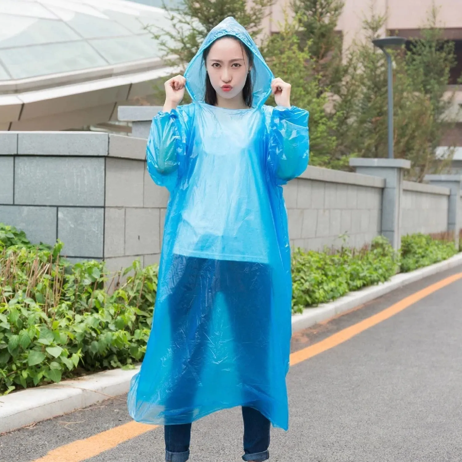 0211 Disposable Easy to Carry Raincoat