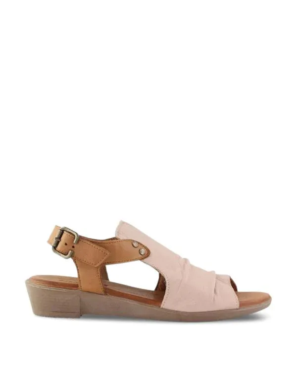 Aliah Sandal | Cameo/Coconut