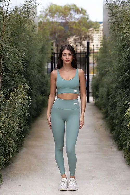 Aria Smooth Leggings - Pastel Sage