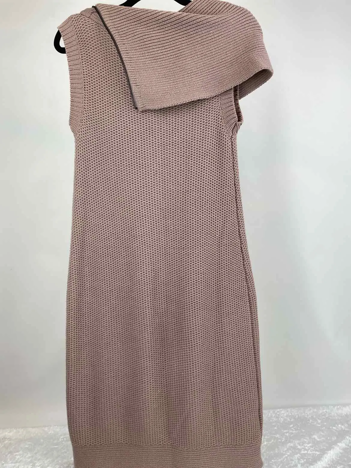 BCBGMaxazria Size M Taupe Sweater Sleeveless Dress