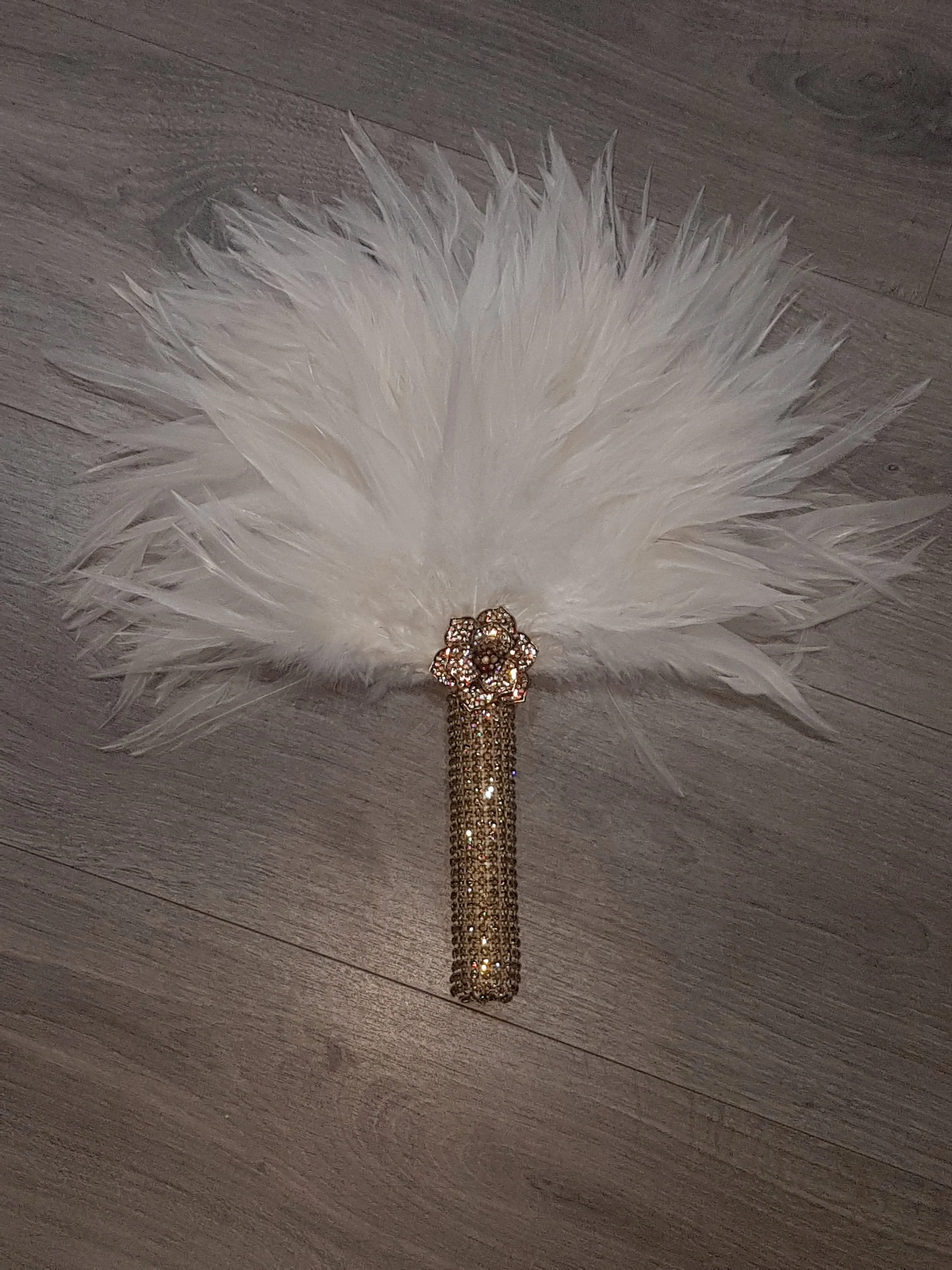 Brides Feather Fan bouquet GOLD AND WHITE, Great Gatsby wedding style -ready to ship