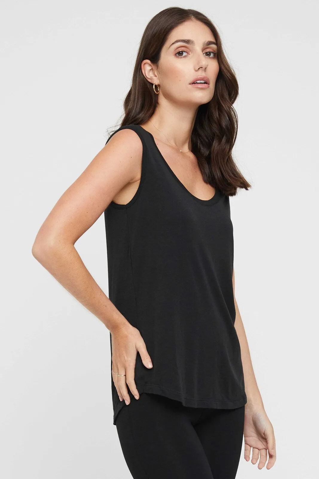 Classic Scoop Tank - Black