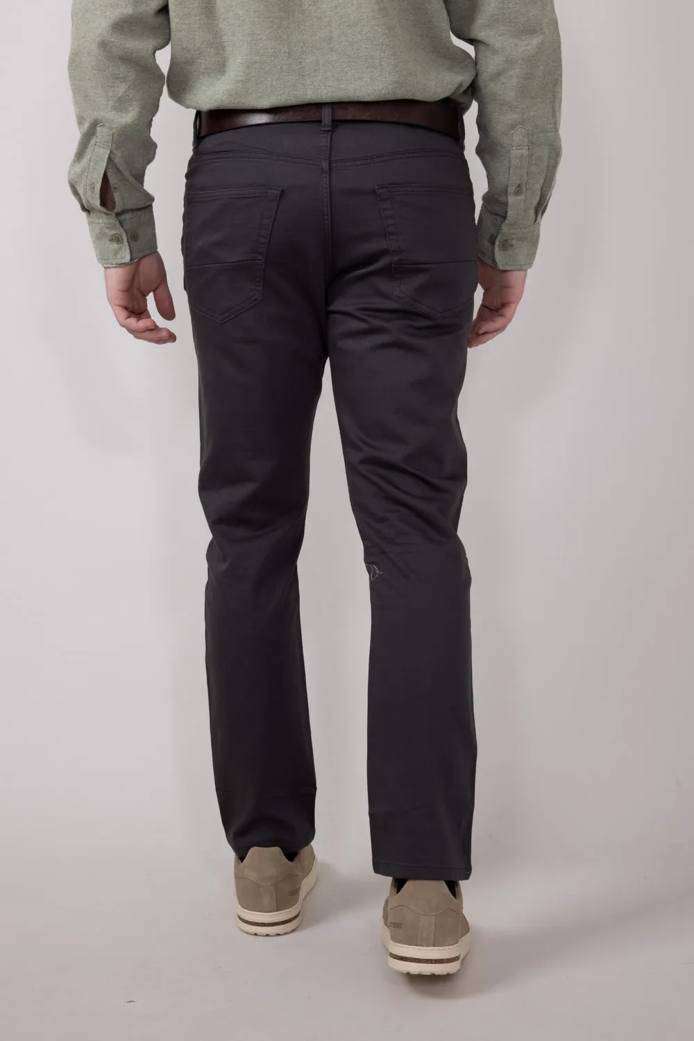 Copper & Oak Fenwick Pants for Men in Raven | K4S335-RAVEN