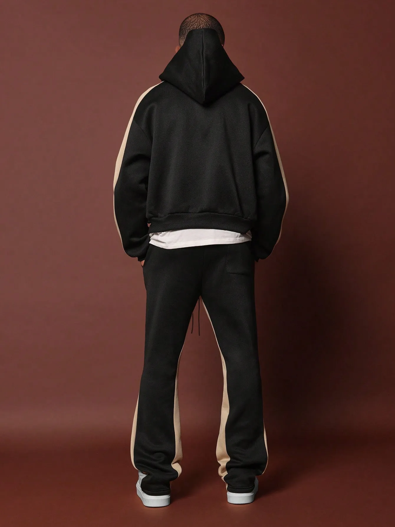 Crop Zip-Up Overhead Essential Hoodie & Flare Fit Sweatpants With Side Panels & Embroidery 2 Piece Set