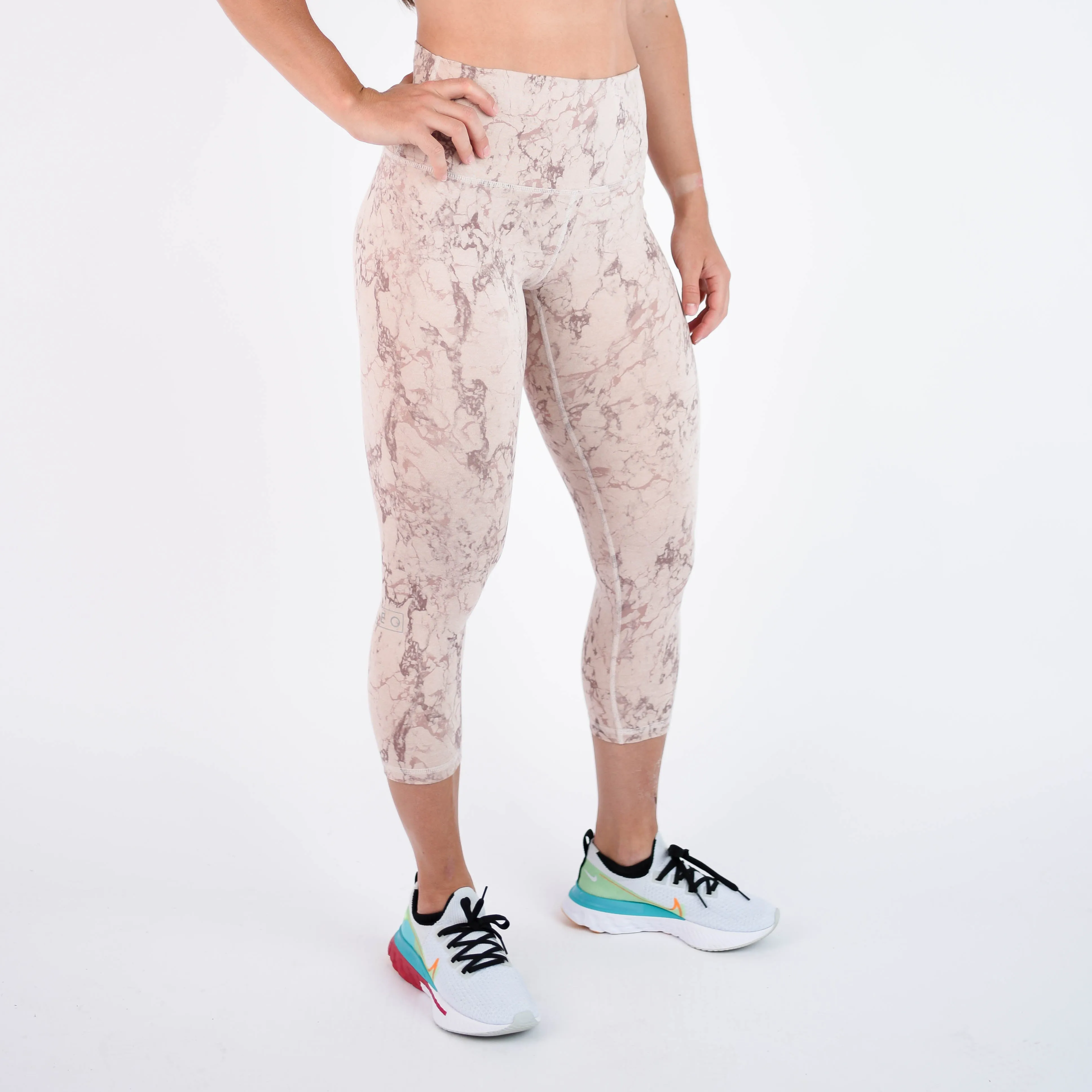 FLEO El Toro 21" Rose Marble Leggings