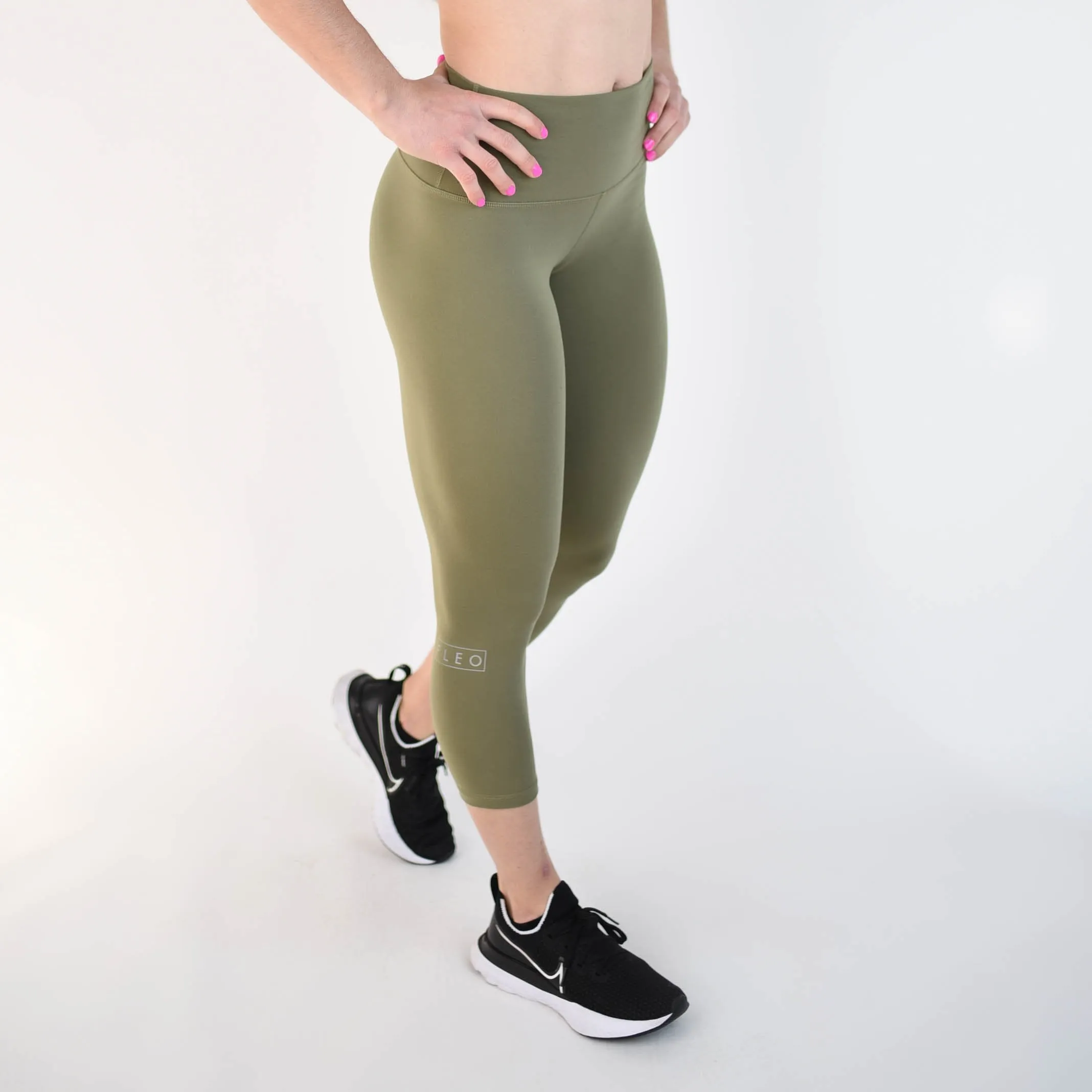 FLEO El Toro 21" Shadow Sage Leggings (Romey)