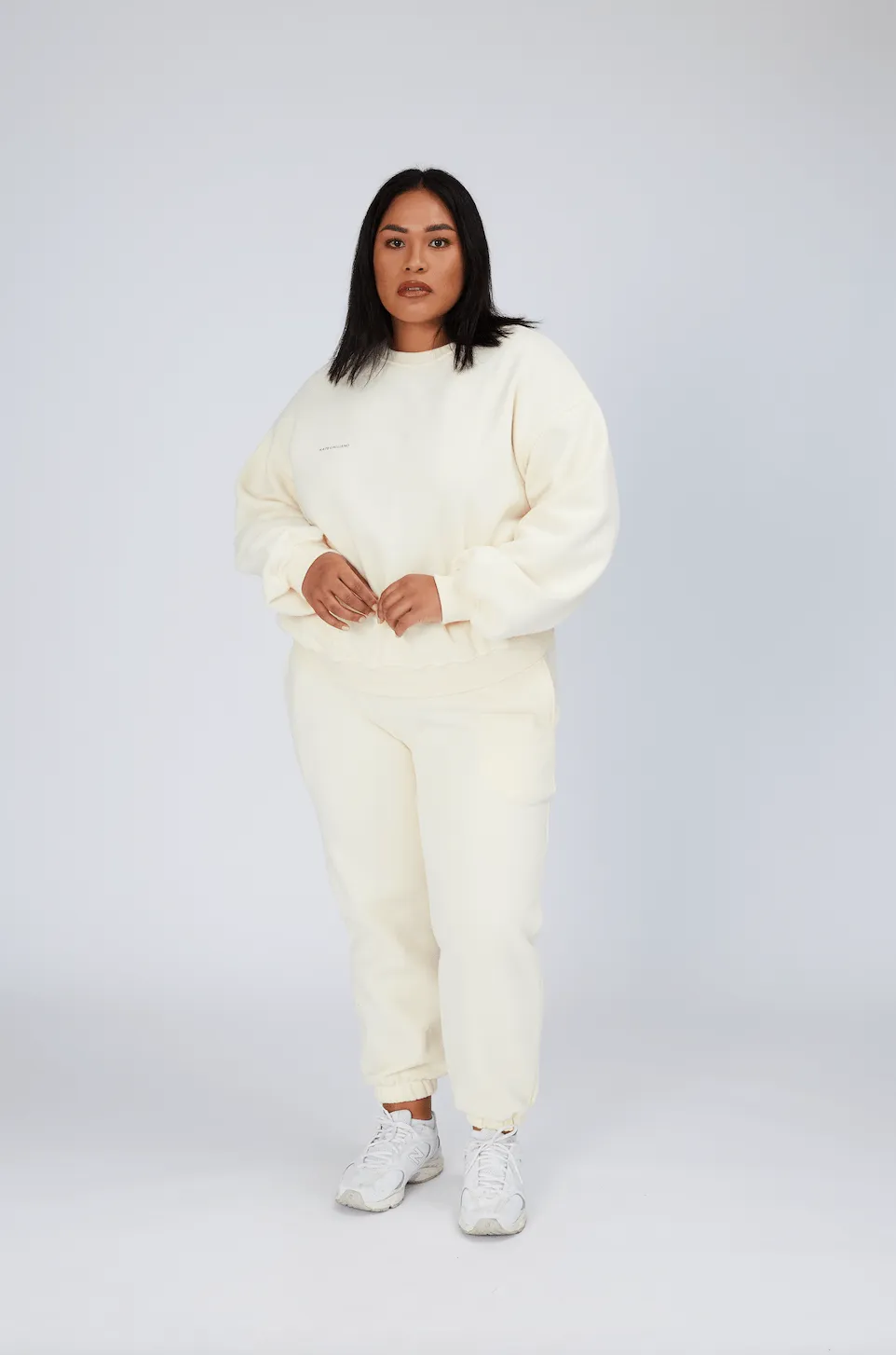 LUXE 23 Tracksuit Pants - Cream