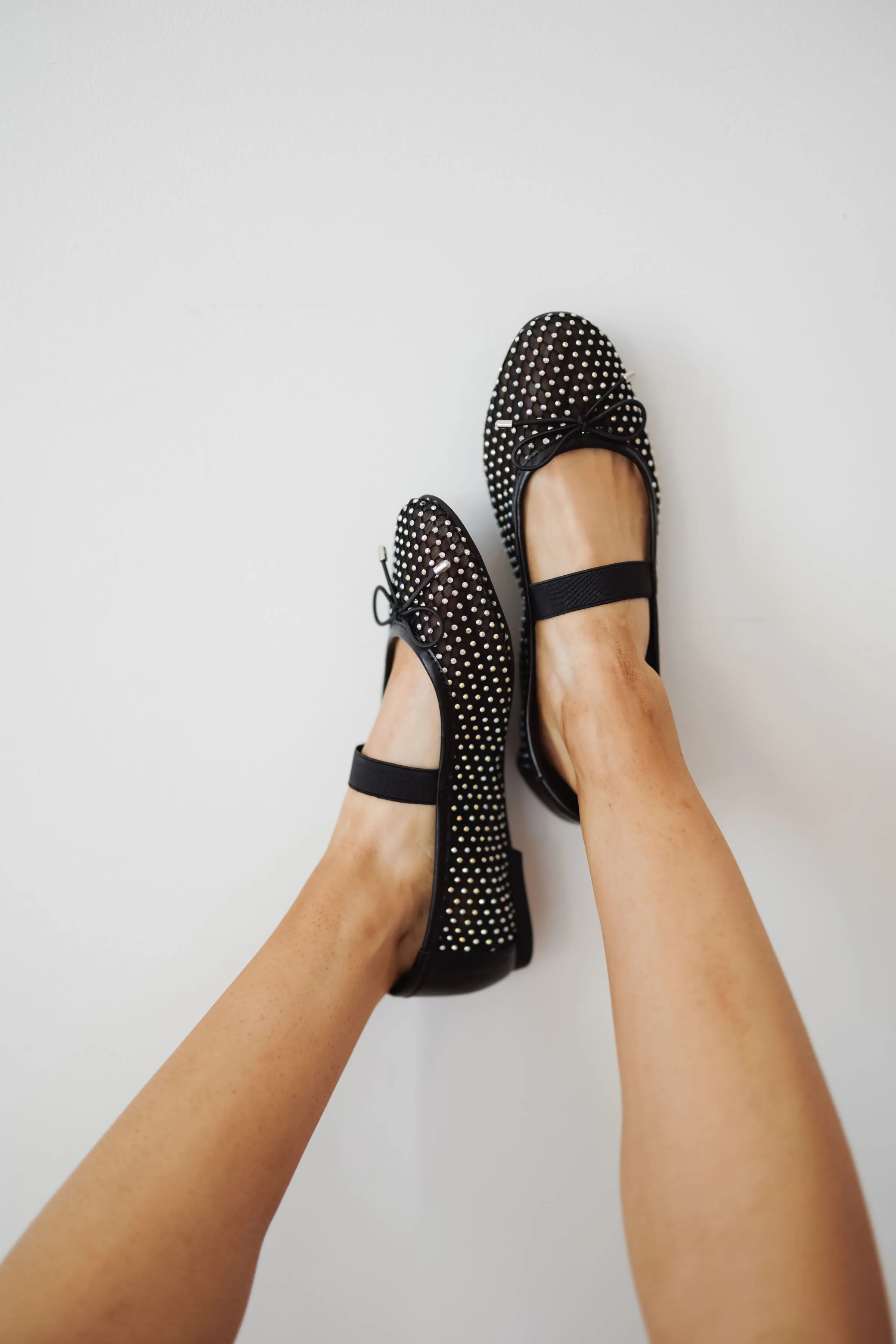 Mia: Unica Flat - Black Mesh