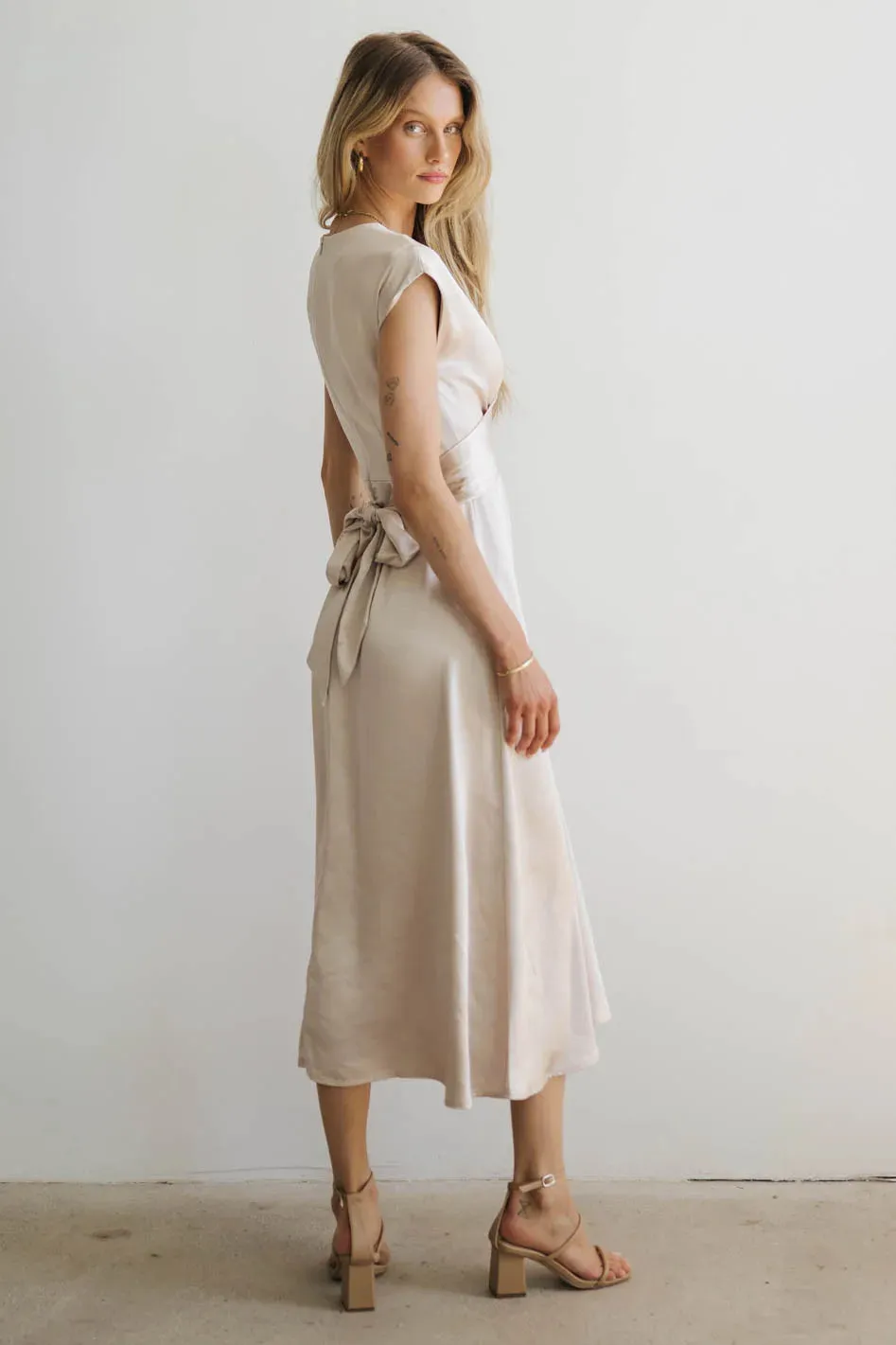 Rosalind Midi Dress in Champagne