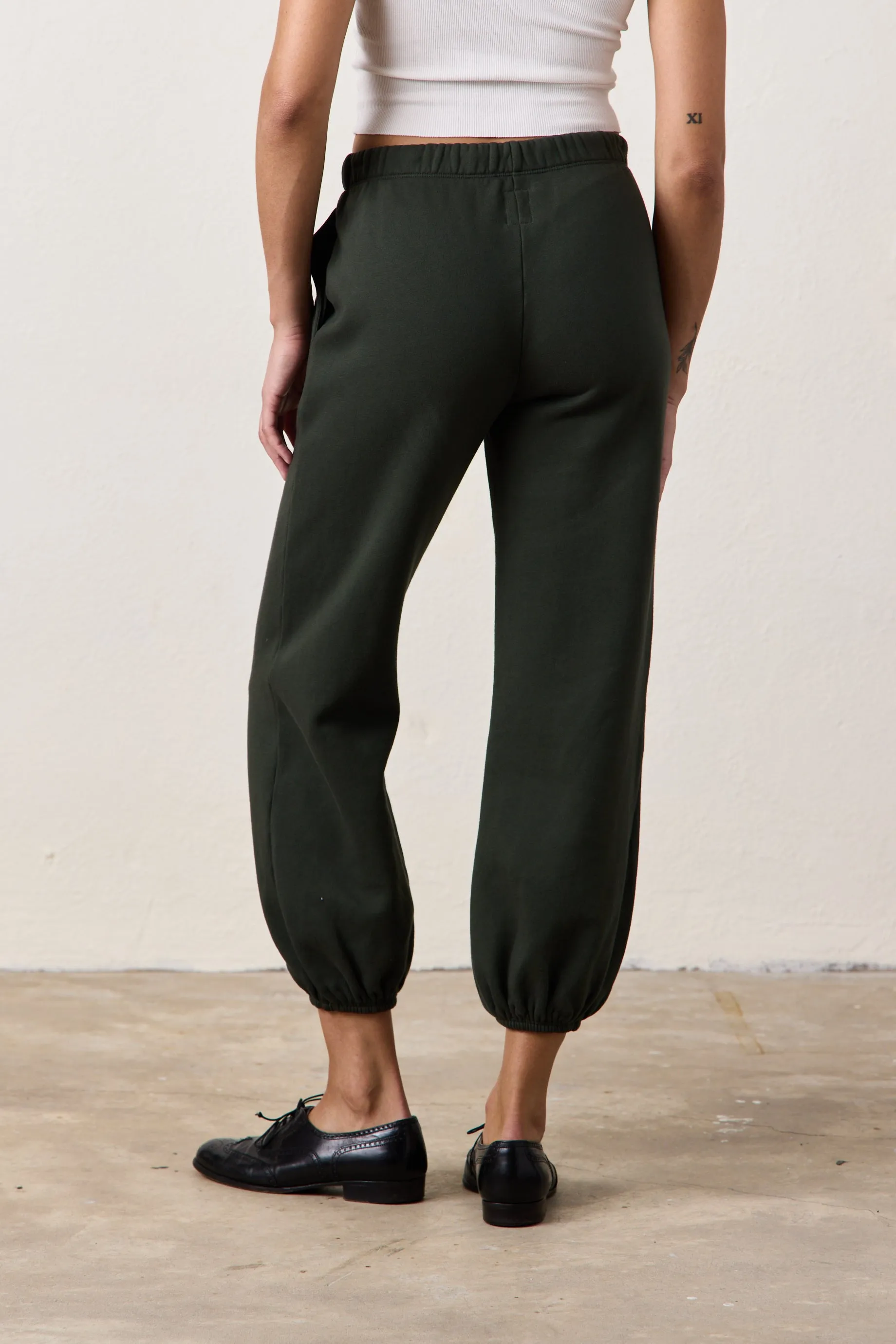 SHANE BILLOW SWEATPANT / DARK OLIVE