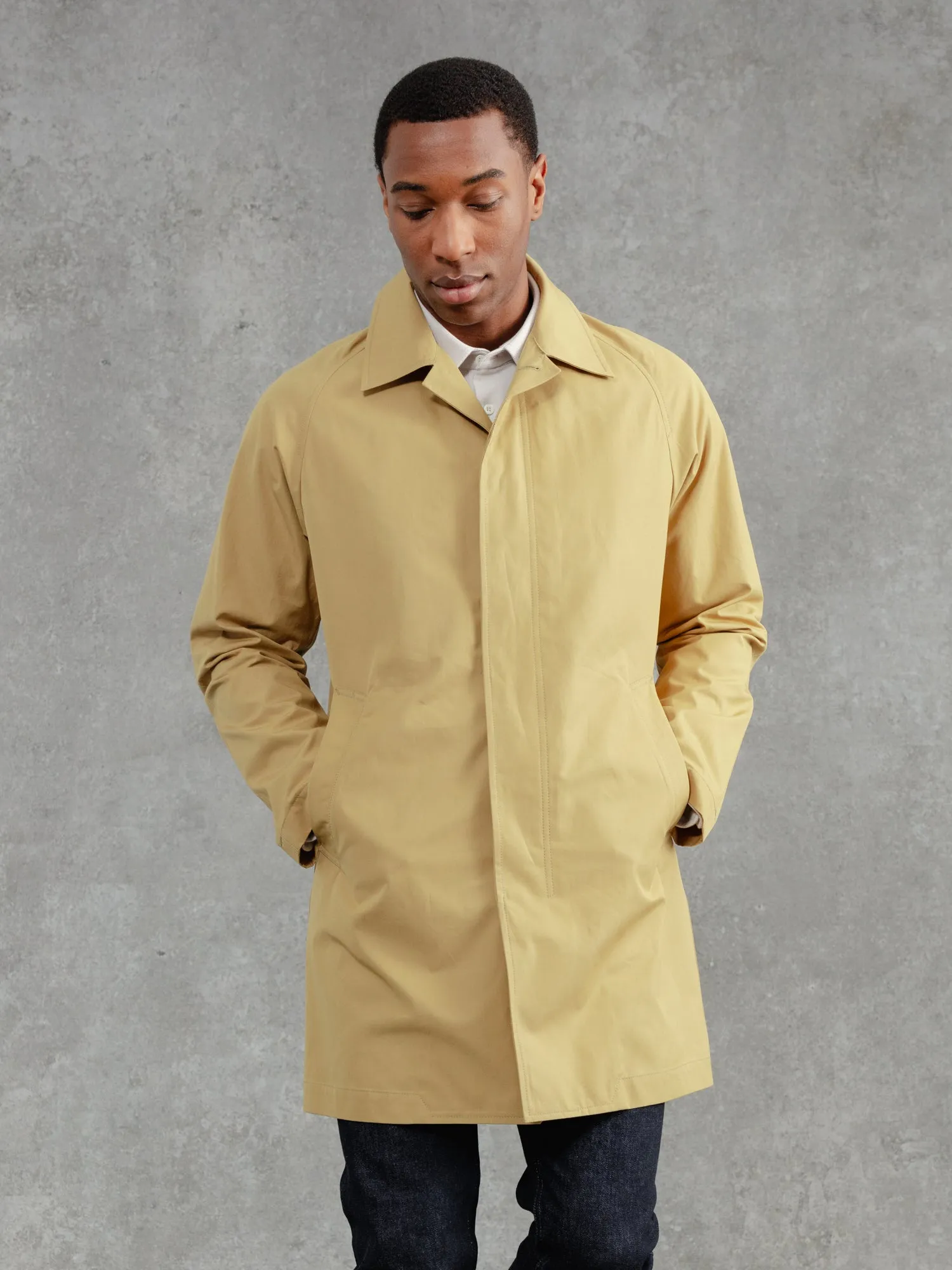 The Ventile® Raglan Raincoat - Bronze