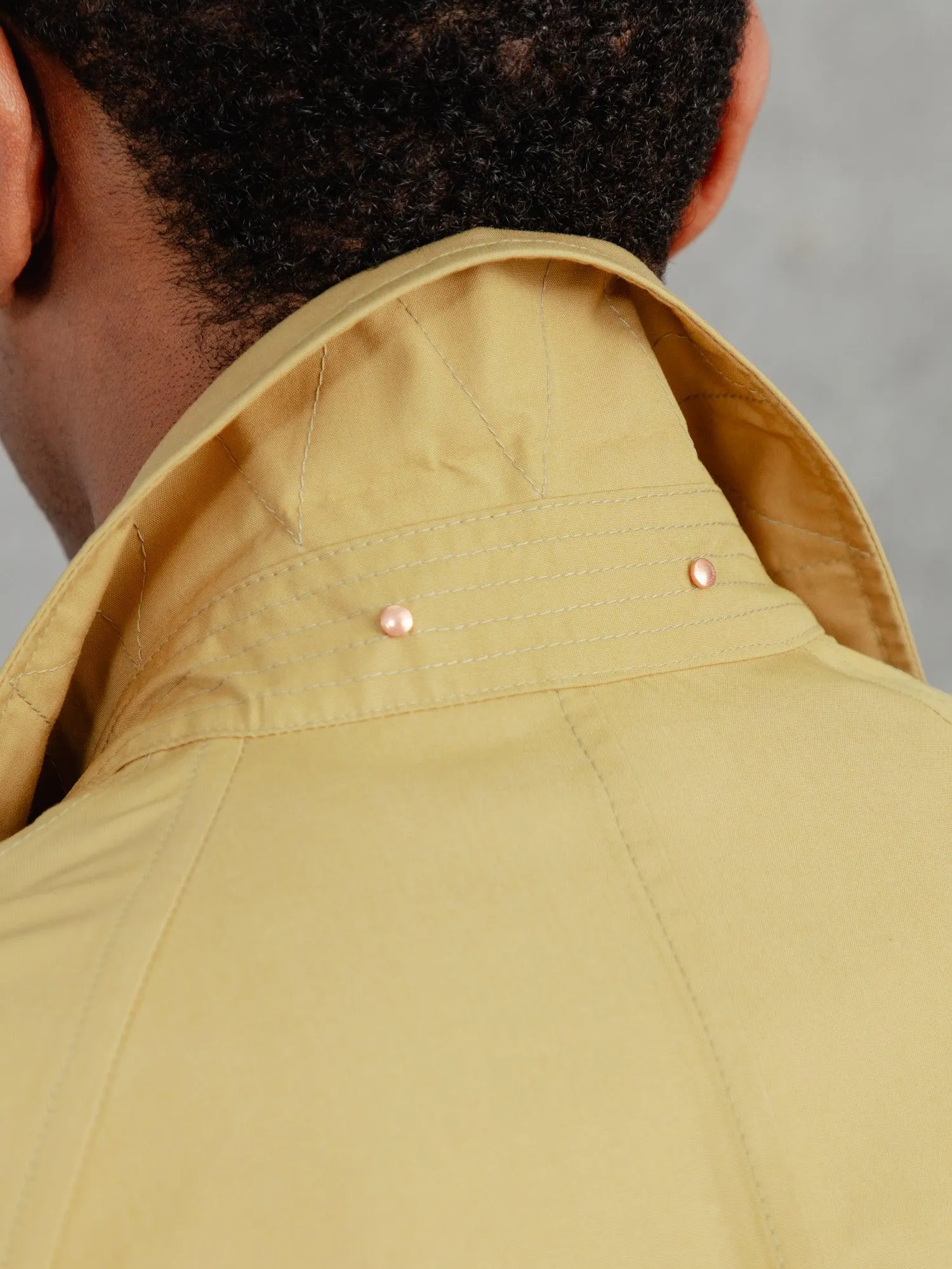 The Ventile® Raglan Raincoat - Bronze