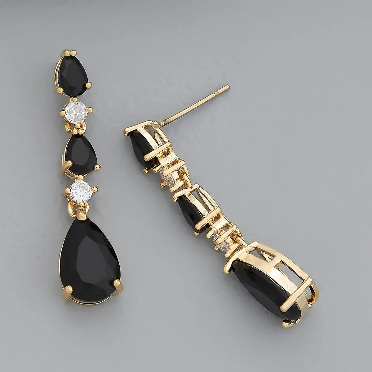 Trendy Earring 159325