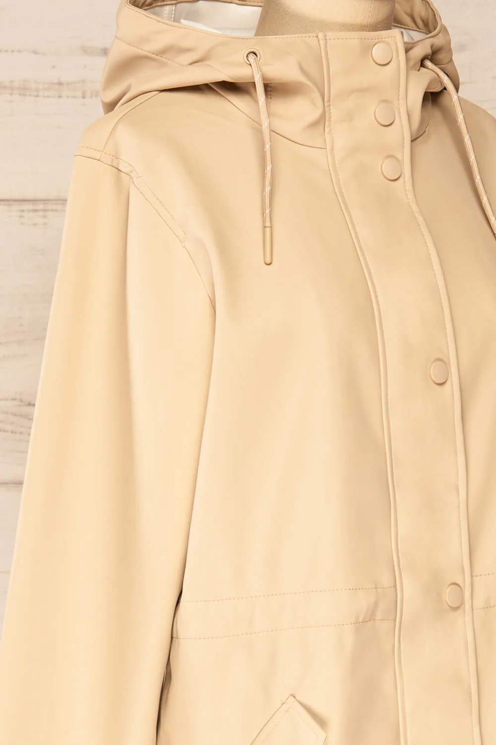 Xito Beige | Hooded Raincoat w/ Drawstring